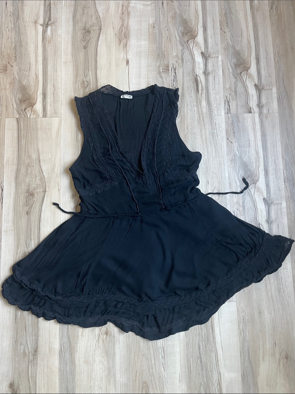 Free People Black Sleeveless V-Neck Tunic with Lace Detail